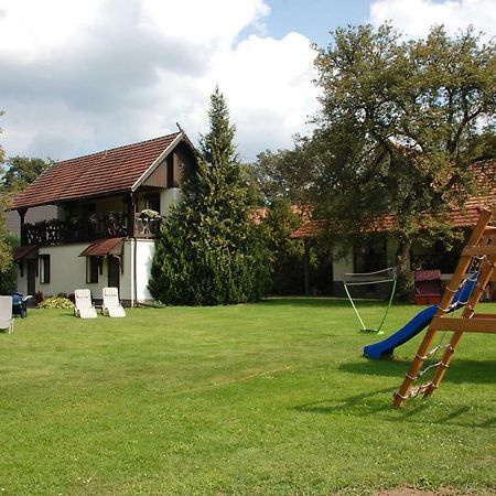 Pension Lukask Бург Екстериор снимка