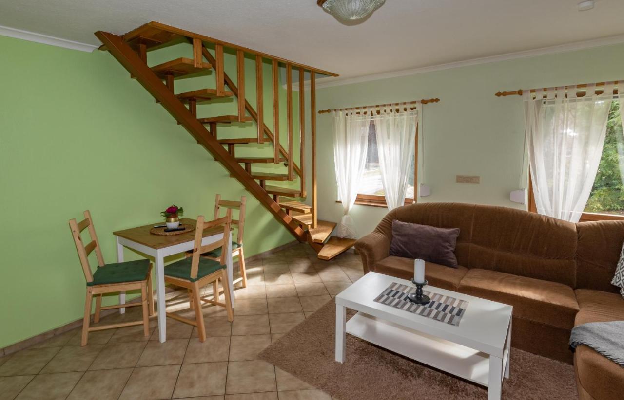 Pension Lukask Бург Екстериор снимка